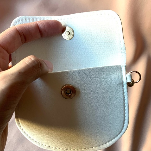 ◾️2/$25 White Tassel Decor Snap Button Coin Purse/ Coin bag / Card holder purse - Picture 7 of 9